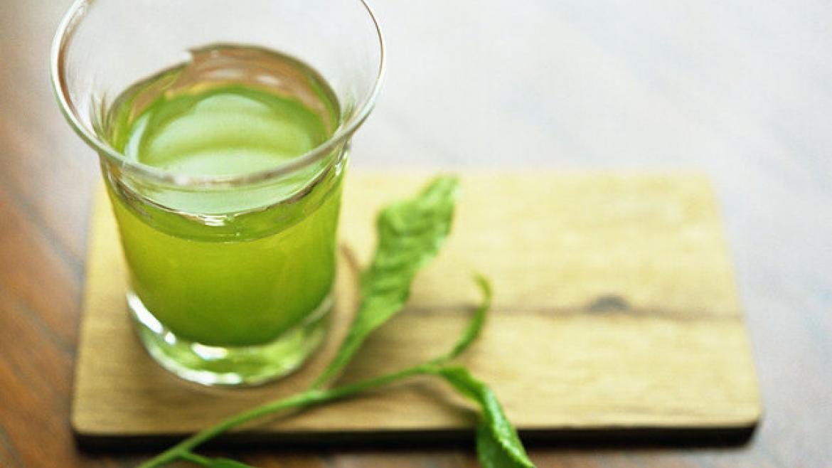 zielona herbata. jak ją parzyć? zalety i wady picia zielonej herbaty.